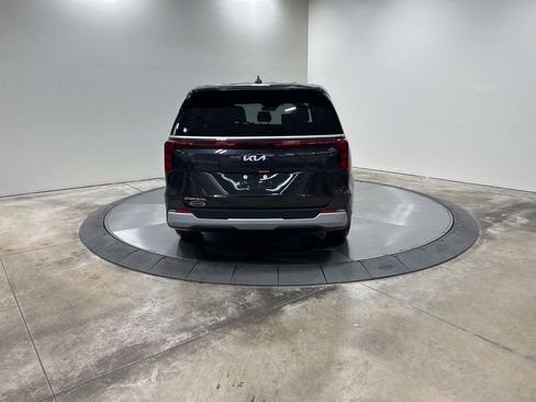 New 2026 Kia Carnival image 7