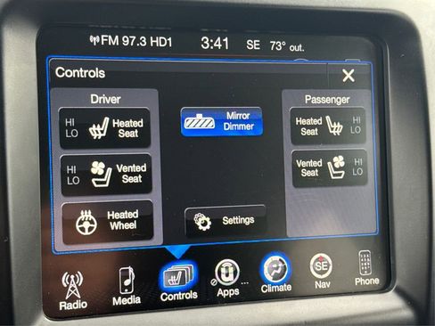 Used 2018 Jeep Cherokee Overland image 38