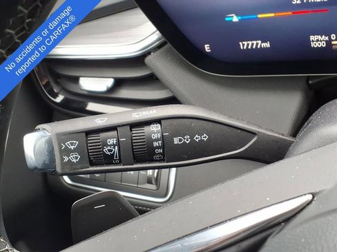 Used 2025 Buick Enclave Preferred image 22