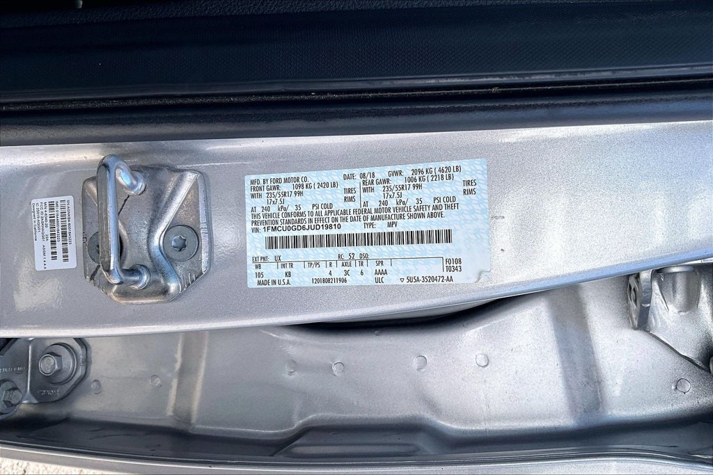 Used 2018 Ford Escape SE FWD image 29