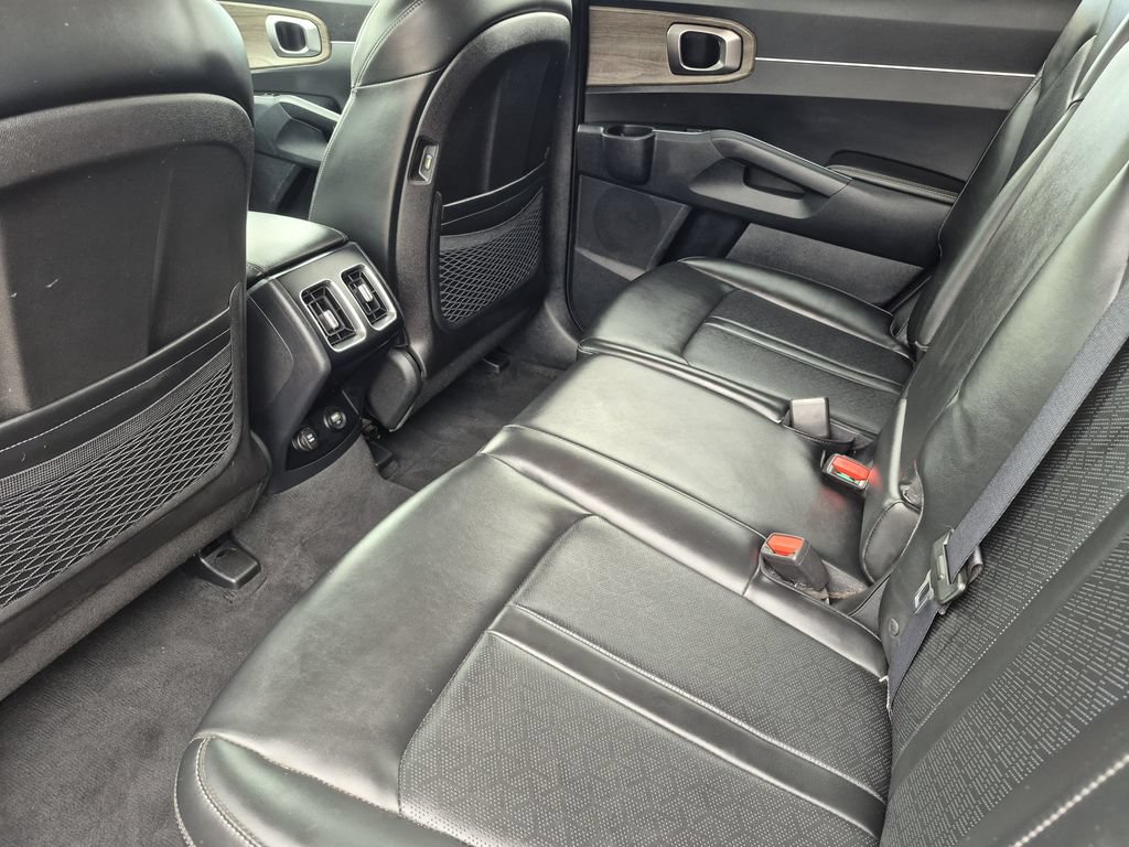 Used 2023 Kia Sorento S AWD/4WD image 13