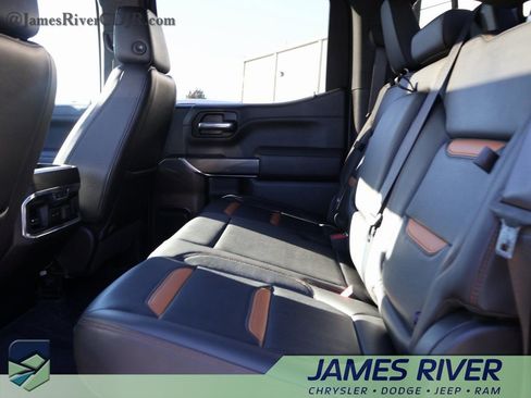 Used 2020 GMC Sierra 1500 AT4 w/ AT4 Premium Package image 17