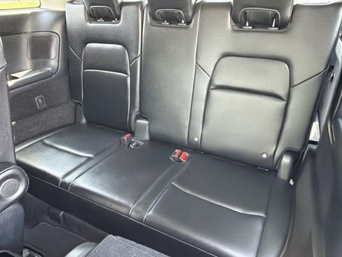 Used 2024 Nissan Pathfinder Platinum FWD image 26