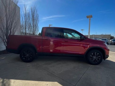 Certified 2025 Honda Ridgeline Sport image 3