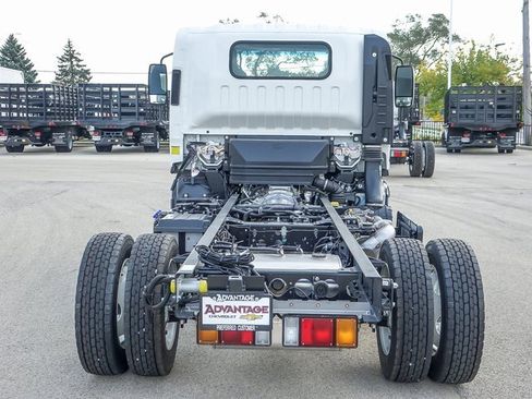 New 2025 Chevrolet Low Cab Forward 5500 XD image 4