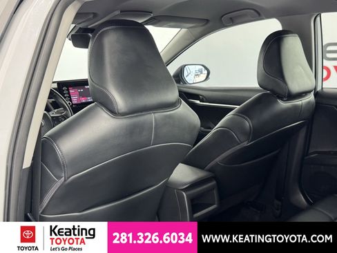 Used 2024 Toyota Camry SE FWD image 16
