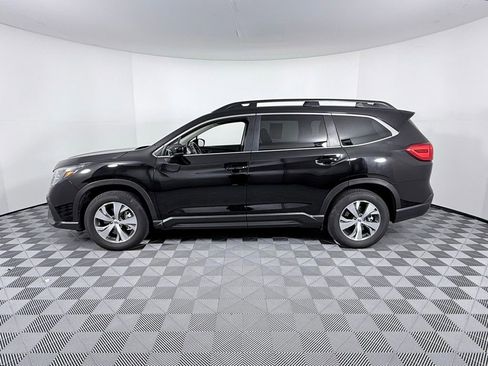 Used 2024 Subaru Ascent Premium image 7