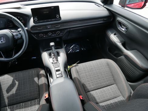 Certified 2024 Honda HR-V Sport image 11