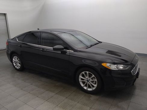 Used 2020 Ford Fusion SE FWD image 11