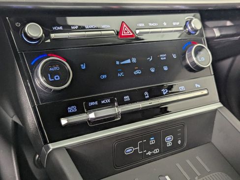 Certified 2025 Hyundai Santa Fe XRT AWD/4WD image 21