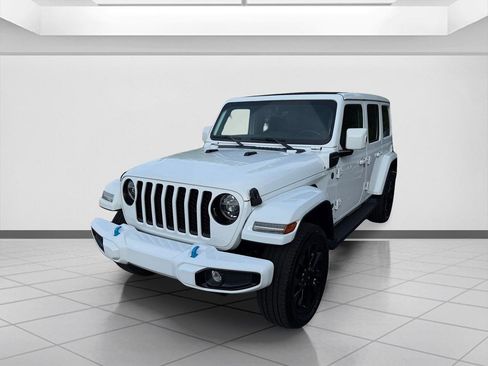 Used 2021 Jeep Wrangler Unlimited Sahara AWD/4WD image 10