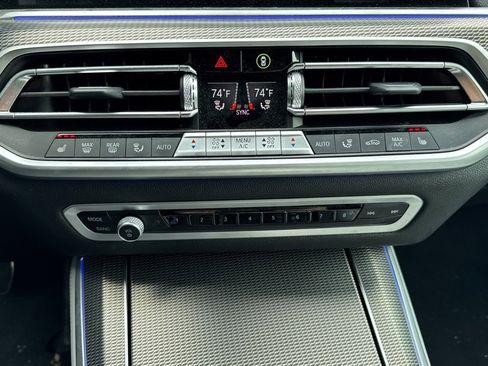 Used 2023 BMW X5 xDrive40i w/ M Sport Package image 14