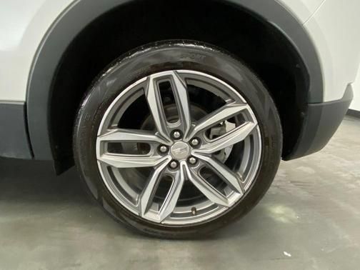 Used 2019 Cadillac XT4 Sport AWD/4WD image 19