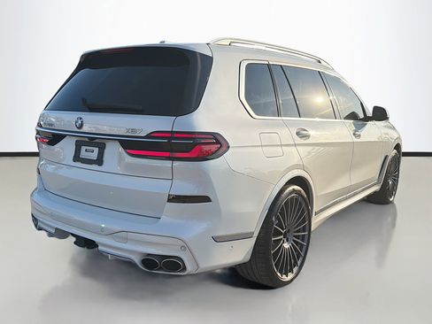 Used 2023 BMW ALPINA XB7 image 4