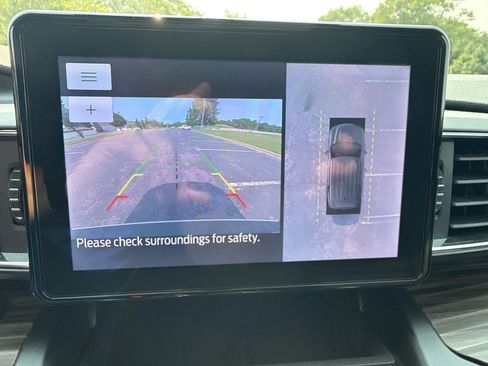 Used 2020 Ford Explorer Limited w/ Class III Trailer Tow Package AWD/4WD image 14