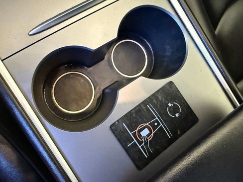 Used 2022 Tesla Model 3 image 24