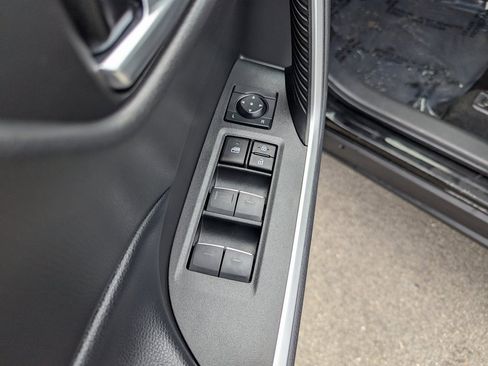 Used 2023 Toyota RAV4 AWD Hybrid image 14