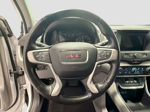 Certified 2018 GMC Terrain SLE w/ Driver Convenience Package FWD image 10