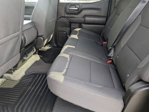 Used 2022 Chevrolet Silverado 1500 Custom image 24