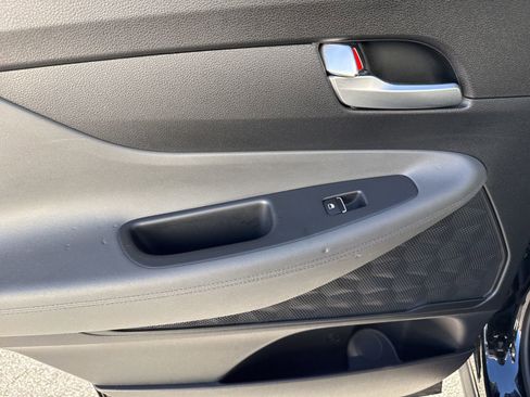 Certified 2023 Hyundai Santa Fe SEL image 12