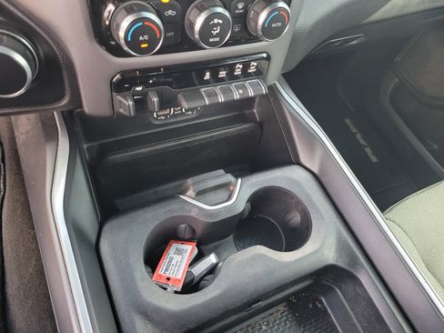 Used 2023 RAM 1500 Big Horn AWD/4WD image 25