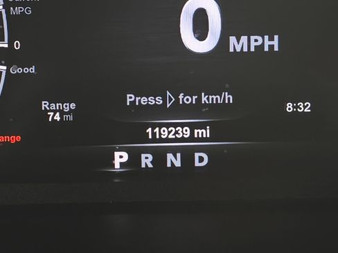 Used 2015 RAM 1500 Laramie w/ Convenience Group image 2