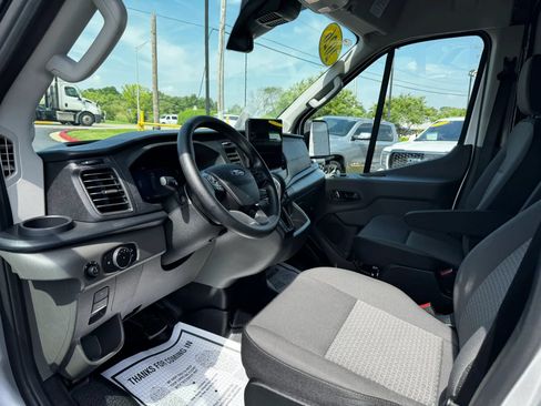 Used 2026 Ford Transit 250 148 Medium Roof w/ Exterior Upgrade Package RWD image 9