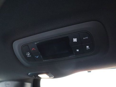 New 2026 Chrysler Pacifica Limited FWD image 52