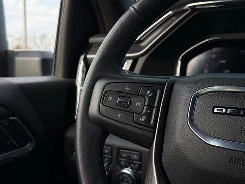 Used 2025 GMC Sierra 3500 Denali Ultimate AWD/4WD image 14