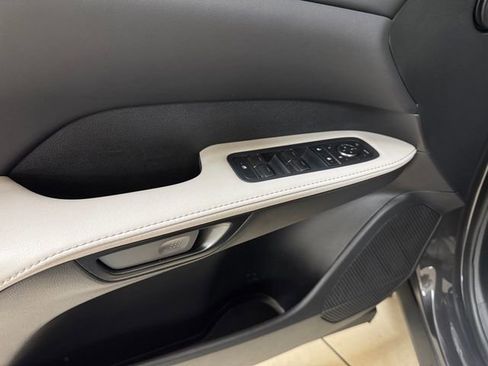 Used 2025 Lexus RX 350 Premium image 7