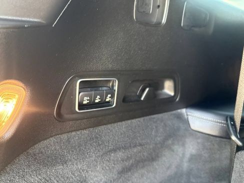 Used 2020 Mercedes-Benz GLS 450 4MATIC image 51