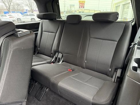 Used 2019 Ford Expedition XLT image 17