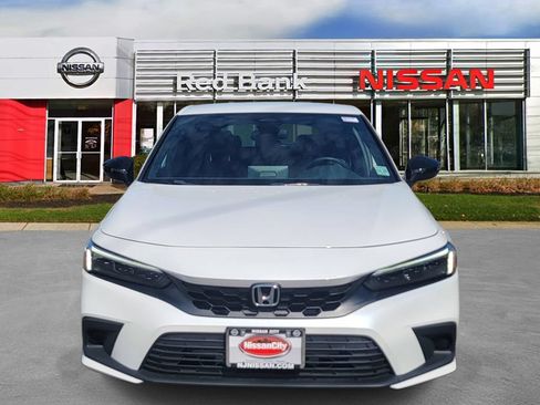 Used 2024 Honda Civic Sport image 2