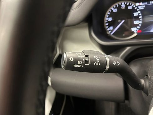 Used 2023 Land Rover Defender 110 S AWD/4WD image 19