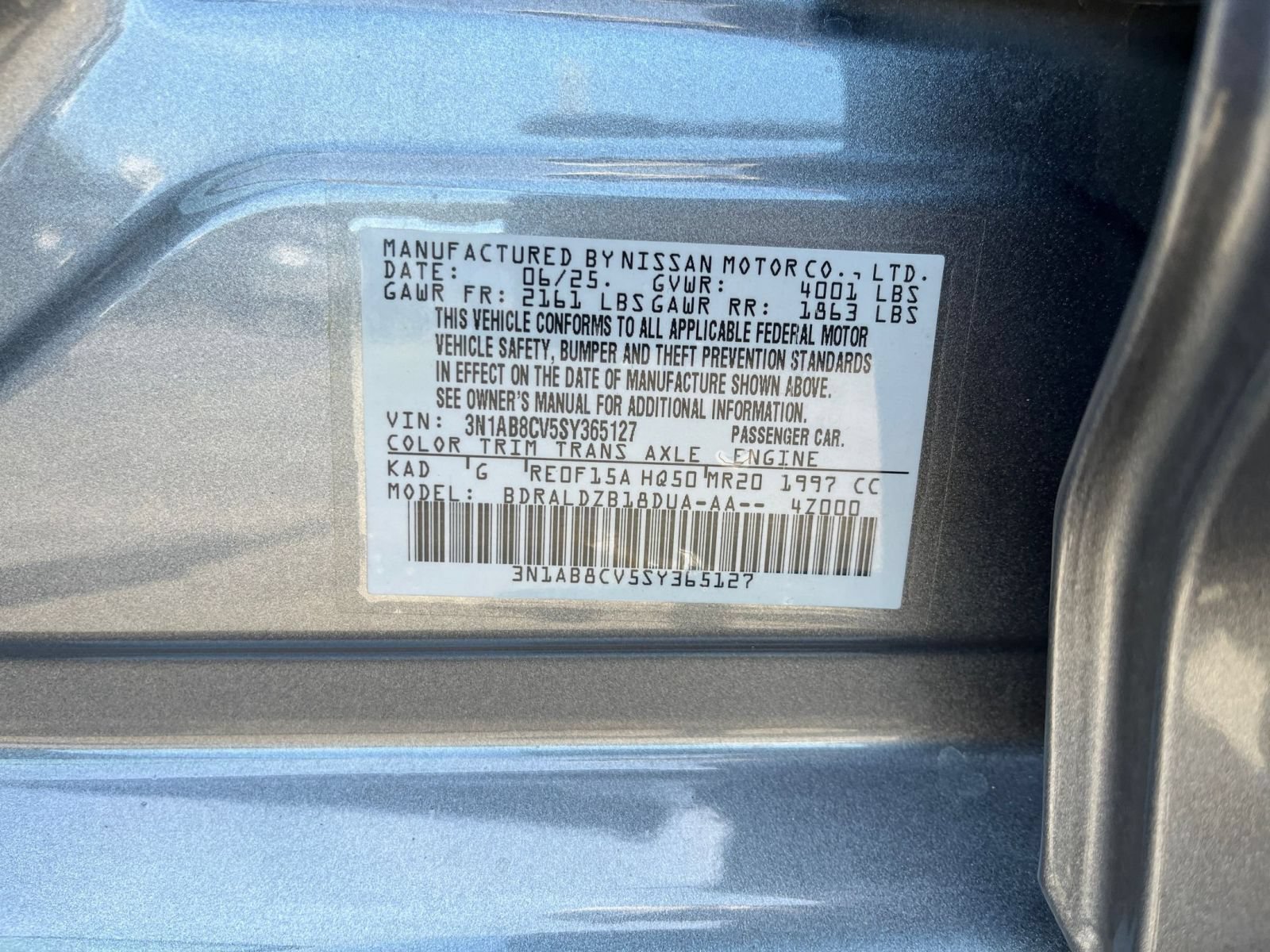 Used 2025 Nissan Sentra SV FWD image 30
