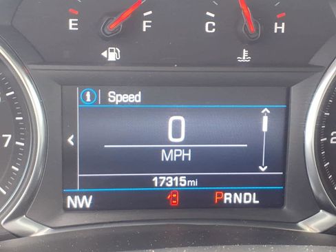 Used 2022 Chevrolet Equinox LT AWD/4WD image 12