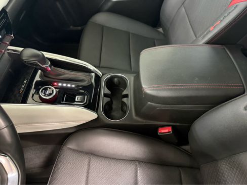 Used 2024 GMC Canyon AT4X AWD/4WD image 21