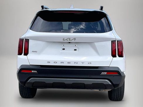 Used 2022 Kia Sorento S AWD/4WD image 6