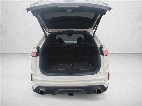 Used 2019 Ford Edge ST w/ Equipment Group 401A image 6