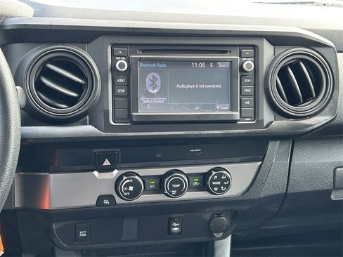 Used 2019 Toyota Tacoma SR w/ SR Convenience Package image 17