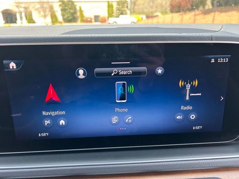 Used 2025 Mercedes-Benz GLS 450 4MATIC image 28