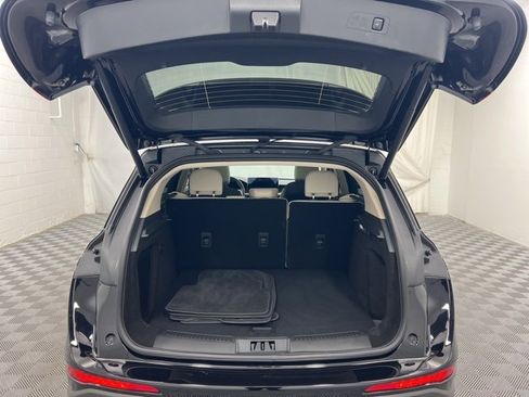 Certified 2025 Lincoln Corsair Reserve w/ Equipment Group 202A image 8