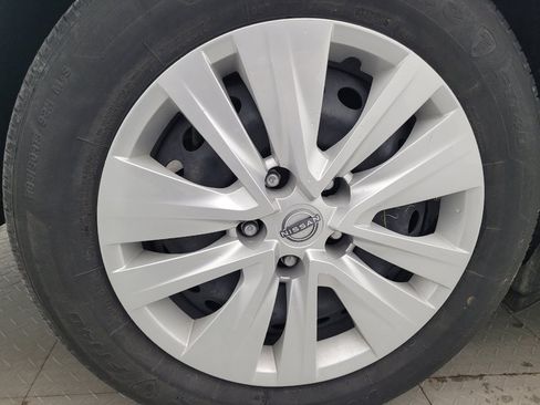 Used 2024 Nissan Sentra S FWD image 31