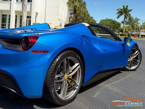 Used 2017 Ferrari 488 Spider image 63