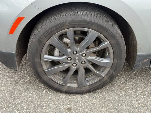 Used 2024 Chevrolet Equinox RS w/ RS Leather Package image 11