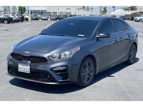 Used 2021 Kia Forte GT-Line w/ GT-Line Premium Package FWD image 2