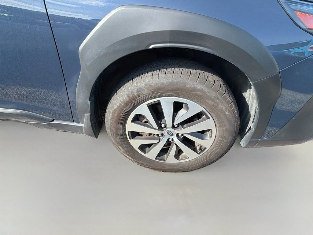 Used 2025 Subaru Outback w/ Popular Package #1A AWD/4WD image 9