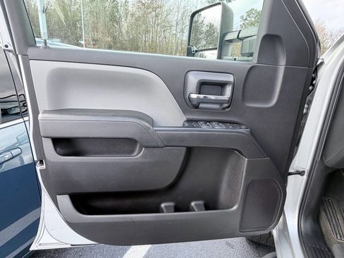 Used 2021 Jeep Grand Cherokee Laredo X image 29