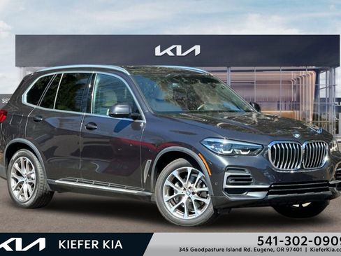 Used 2022 BMW X5 xDrive40i AWD/4WD image 1