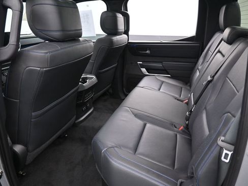 Used 2022 Toyota Tundra Platinum w/ Advanced Package AWD/4WD image 25